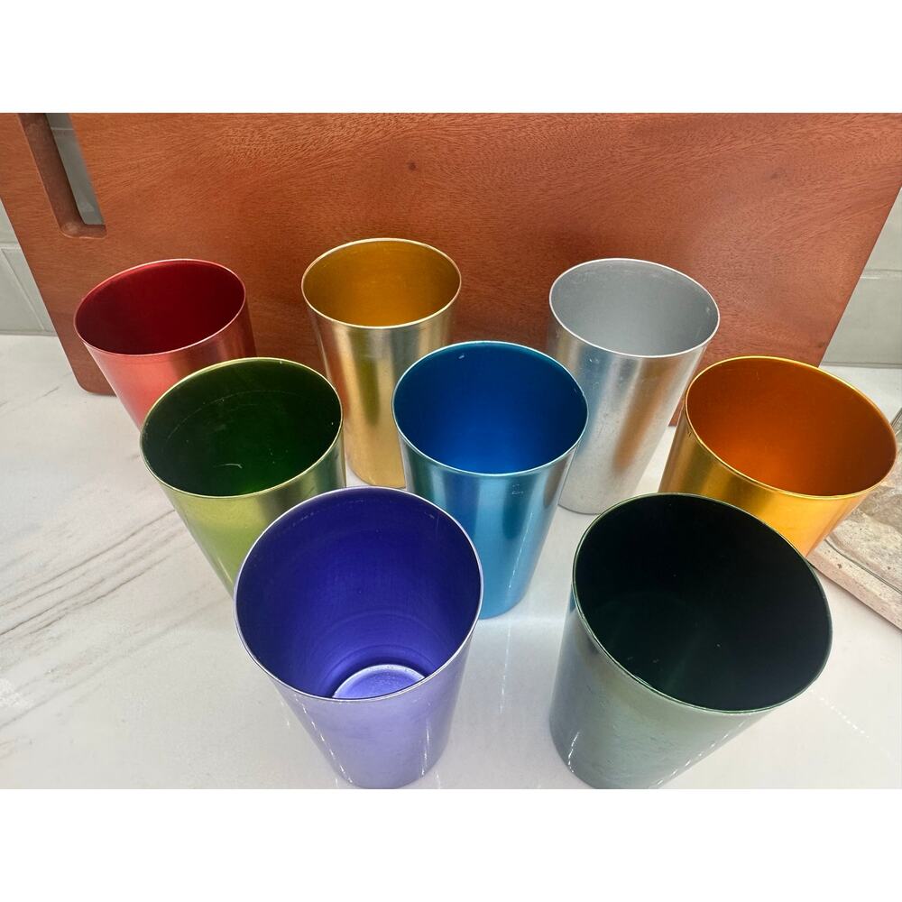 Vintage Set of 8 Anodized Aluminum Tumblers Multicolor MCM Bascal & Unmarked - Picture 9 of 13
